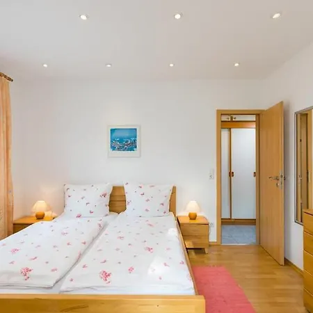 Haus Nussbaum Apartment *