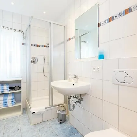 Haus Nussbaum Apartment